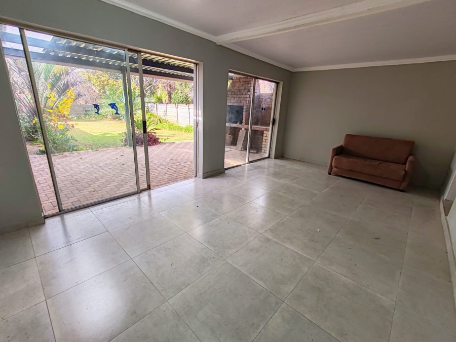 5 Bedroom Property for Sale in Miederpark North West